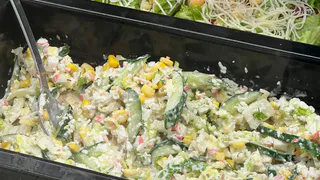 Салат «Прага» многие упускают, а это классика как оливье и шуба. Он был любимчиком всех ресторанов в СССР