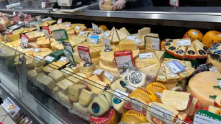 "Не покупайте такой сыр даже по акции - он в черном списке": что выяснили в Роскачестве