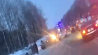 В Александровском районе сегодняшним утром столкнулись несколько автомобилей