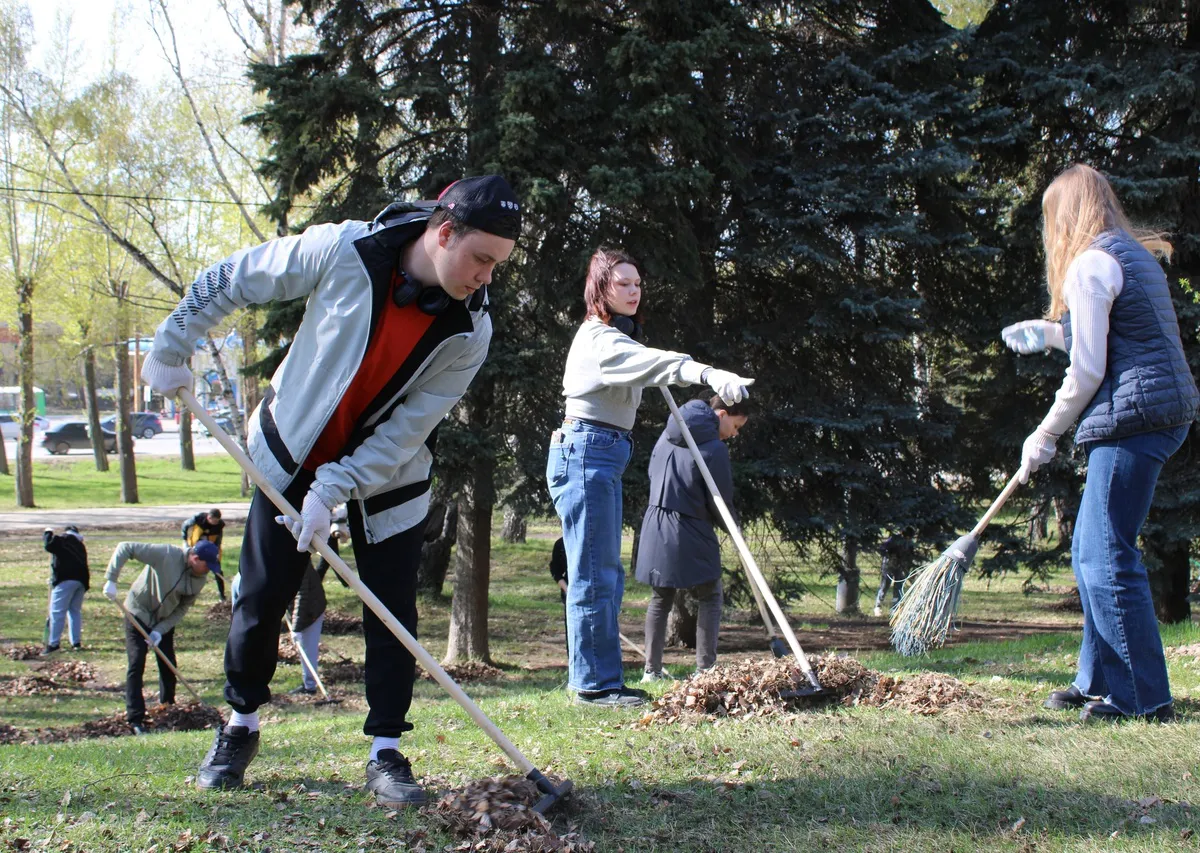 Каждая пятая компания Магнитогорска поддерживает традицию субботников