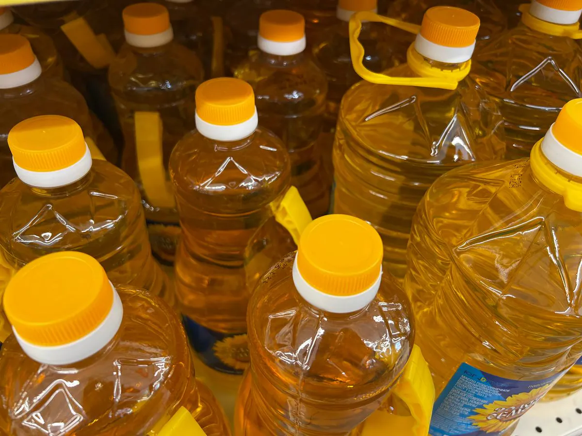 Это масло покупайте по 3 бутылки: в Роскачестве опубликовали список лучших марок подсолнечного масла