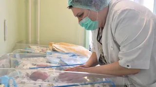 В феврале в Глазове на свет появилось 36 малышей