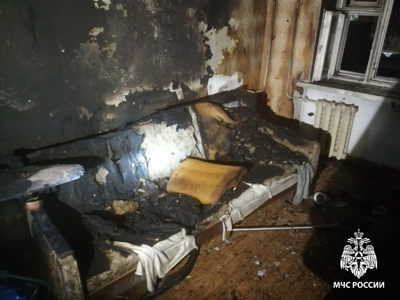 В Глазове случился пожар в многоэтажке на улице Толстого