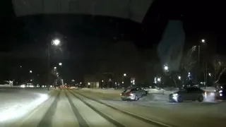 Ну и колея! В Нижнекамске водитель на скорости вылетел в сугроб