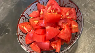 За 5 минут до гостей готовлю закурску к мясу: салат «Ачичук» — вкуснятина, и на праздник и в будни