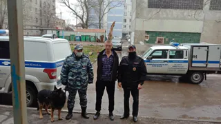 В рязанском общежитии мужчина 34 лет угрожал зарезать соседа