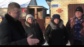 Жители деревни Севрюково живут без дороги и скорой, а их дети без образования