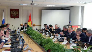 Сказ о том, как Брянский горсовет собрался ради одного слова