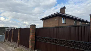 С 12 июня полностью будет запрещена установка заборов на дачном участке: их придётся убрать