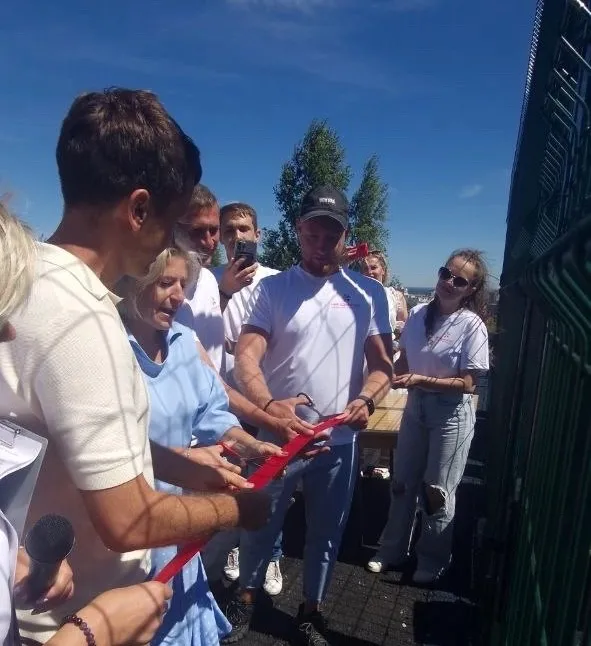 В Пензе у Дома пионеров силами неравнодушных жителей открылась современная спортивная площадка