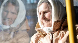 Пенсионеров предложили приравнять к инвалидам