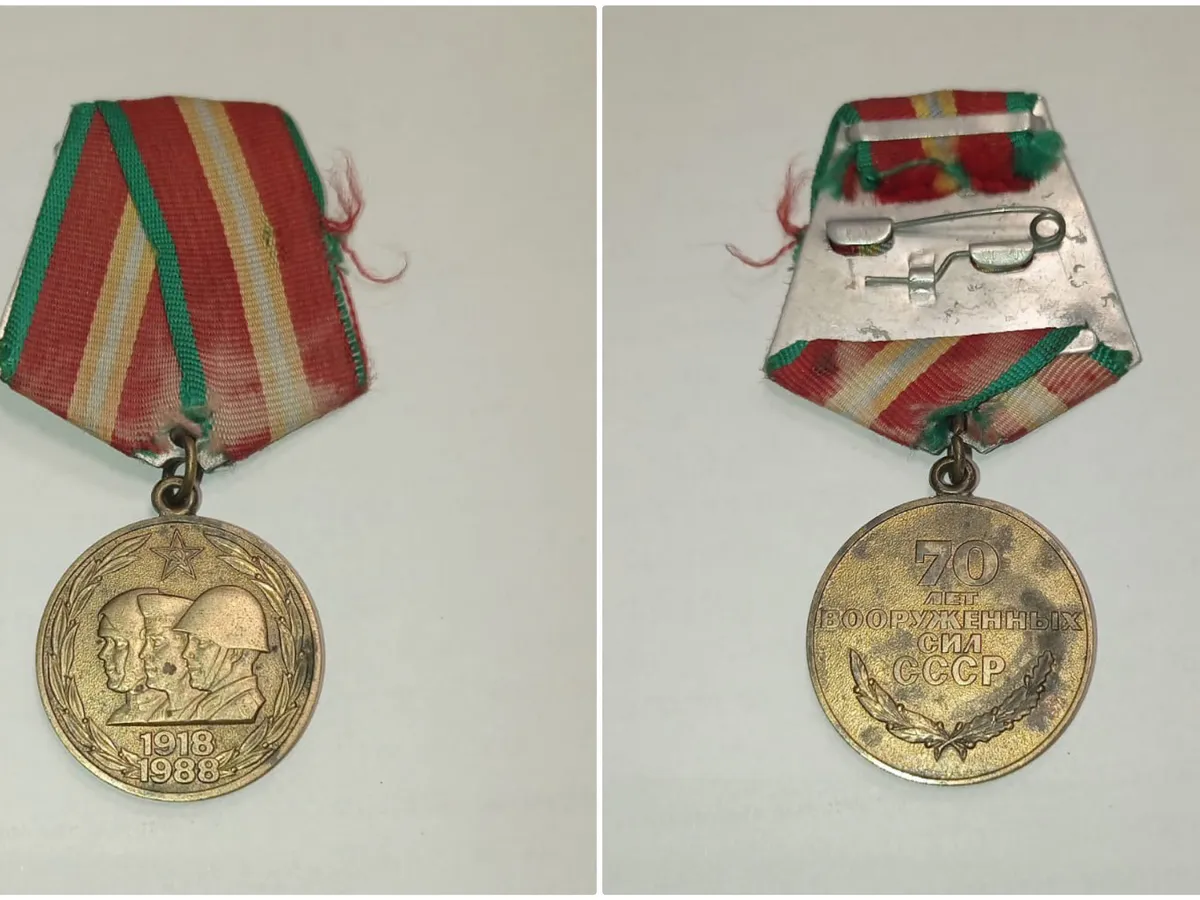 Магнитогорец продавал на вокзале медали покойного деда-фронтовика