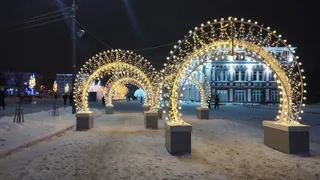 Змея указала хвостом на своих любимчиков: Глоба назвал 3 знака, которых в 2025 году ждет счастливый билет 