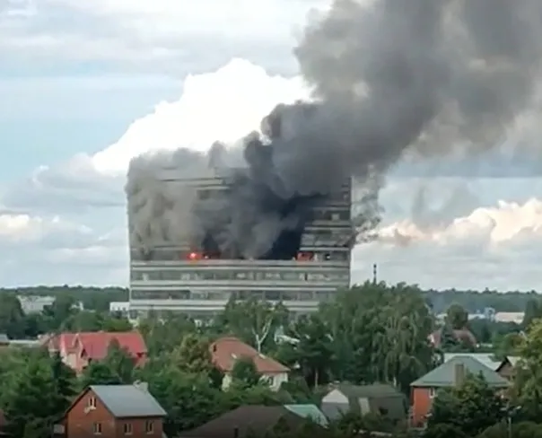 В Подмосковье горит научно-исследовательский институт: известно как минимум о 7 погибших