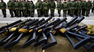 Гражданам с судимостью разрешат служить в армии