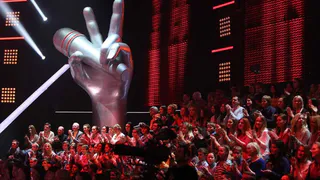 Шоу «Голос» платит за овации