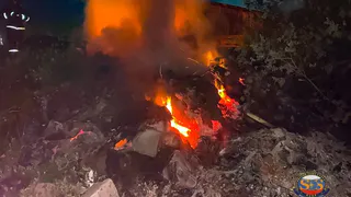 В деревне Новая Быковка Камешковского района загорелся строительный мусор