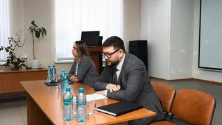 Глава Чебоксар назвал главную причину сбоев в вывозе мусора: во дворах не проехать