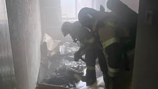 В Коми потушили пожар в многоквартирном доме: эвакуированы 10 человек