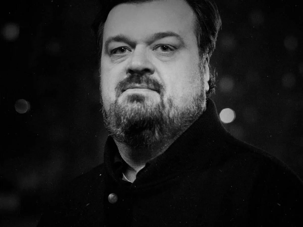 Умер спортивный журналист и комментатор Василий Уткин