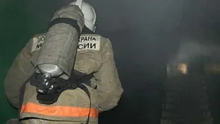 Из горящей квартиры в Брянске спасли 3 детей и пенсионерку