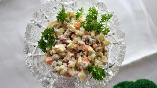 Новогодние рецепты: «Оливье» по-новому