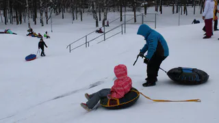 В Нижнекамске открылась зимняя горка на Майдане