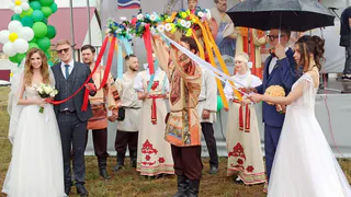 ЗАГС Рязанской области опубликовал фото свадеб 8 июля в День семьи, любви и верности