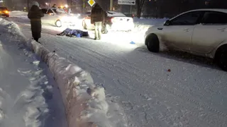 В Суздале машина сбила двух человек на участке без «лежачих полицейских»