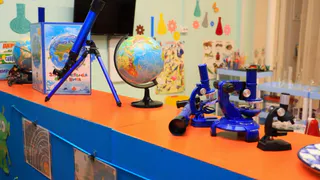 ЛУКОЙЛ помог усинскому детскому саду создать передовой планетарий