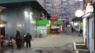 "В том месте собираются любители выпить, а потом они нападают на прохожих" - житель Дашково-Песочни об инциденте с нападением на девушку