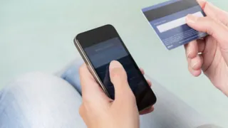 Мошенники украли с карты 39-летней жительницы Рязани 334 тысячи рублей