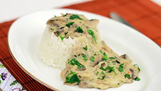 Приготовление сытной подливы с шампиньонами: вкусно и полезно