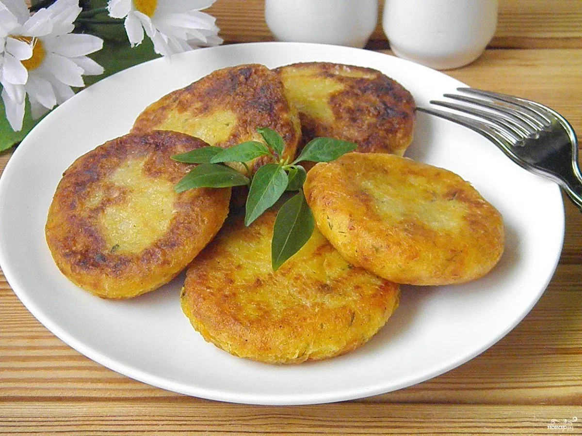 Постные котлеты из кабачков и тыквы - очень сытно и вкусно