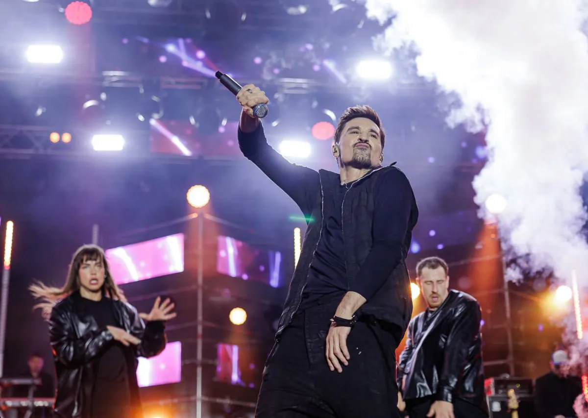 Билан изменил слова песни ради Челябинска