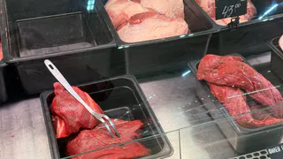 Роспотребнадзор выявил сальмонеллу в продукции «Мясокомбината Казанский»