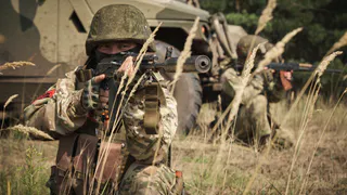 Отправятся на СВО: приставы начали отправлять должников в военкоматы