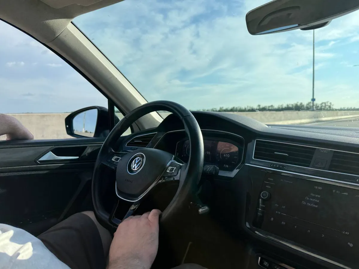 Инспектор ДПС требует дунуть в трубочку. Что необходимо знать, прежде чем на это согласиться: 6 золотых правил
