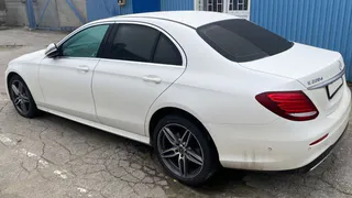 У рязанской компании арестовали Mercedes за 6 млн рублей за невыплату зарплаты сотрудникам