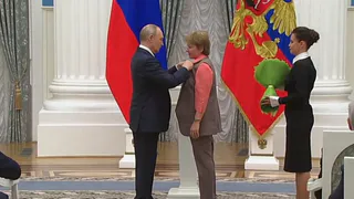 Учительница из Рязани получила от Владимира Путина знак отличия «За наставничество»