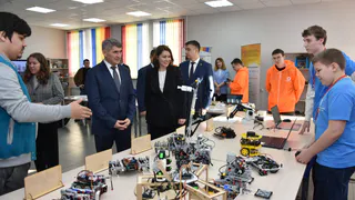 Молодые ученые республики показали свои проекты Главе Чувашии Олегу Николаеву