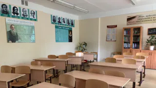 Зимние каникулы в школах перенесли - утверждено новое расписание