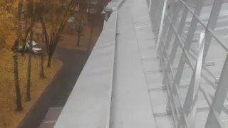 Во Владимире прокуратура обязала завершить ремонт крыши многоэтажки