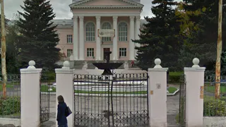 Народная жалоба - приезжего неприятно удивил внешний вид Дворца пионеров