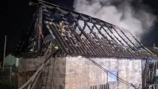 Пожарные Коми ликвидировали последствия ошибки при топке печи в Усть-Куломе