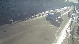 ДТП с участием маршрутки в центре Рязани парализовало движение в городе