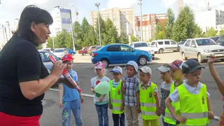 Юные нижнекамцы отметили международный день светофора