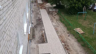 Тротуар раздора: пешеходная дорожка разделила ковровчан на два лагеря