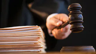 Суд вынес наказание нижнекамцу, который бросился с ножом на друга