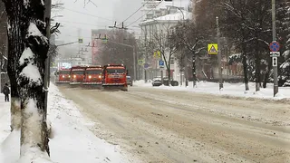 Владимирцев просят убрать свои автомобили с 24 городских улиц